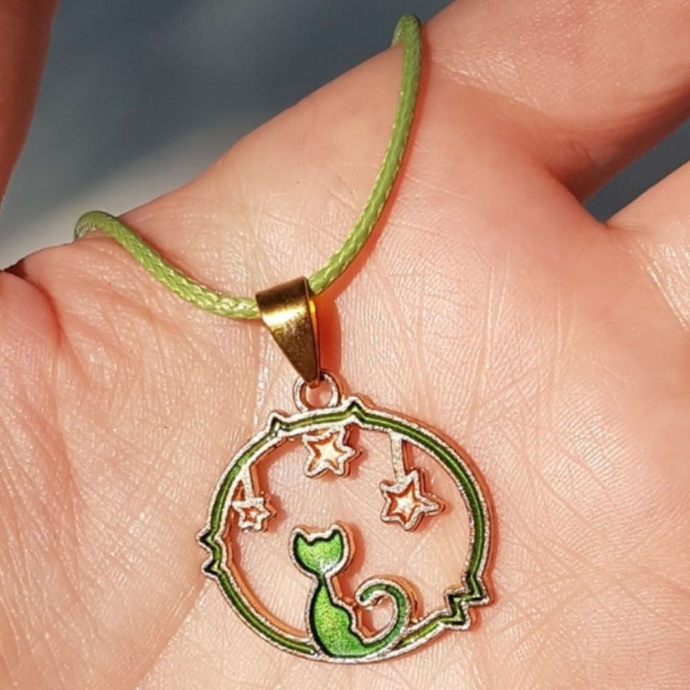 🌟 Starry Night Cat Necklace